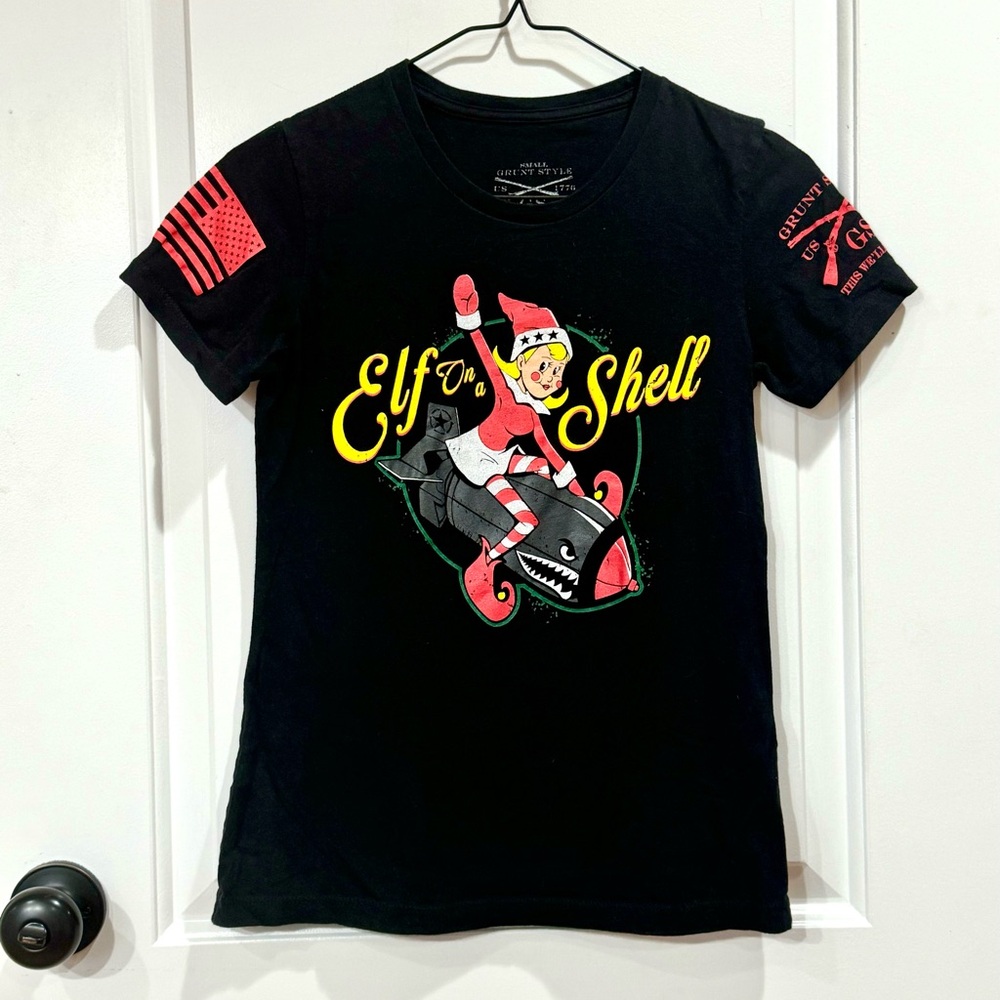 GRUNT STYLE ELF ON A SHELL WOMENS GRAPHIC TEE SMALL